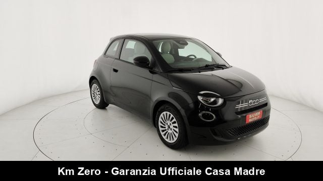 Fiat 500 Berlina Hybrid Pop, del 2026, in vendita a Crema (CR)