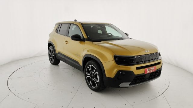 Jeep Avenger 1.2 Turbo 100 CV Summit, del 2025, 21.000 km, in vendita a Crema (CR)