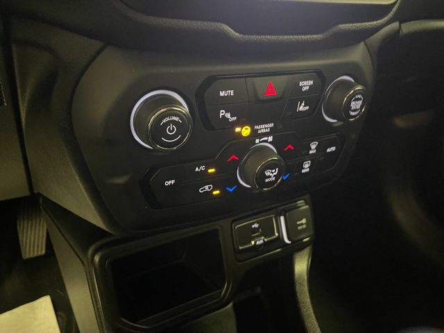 Jeep Renegade 1.6 Mjt 130 CV Business - foto 4 di 4