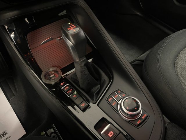 BMW X1 sDrive18d Business - foto 4 di 4