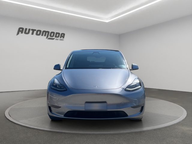 Tesla Model Y Performance Dual Motor 4WD - foto 3 di 4