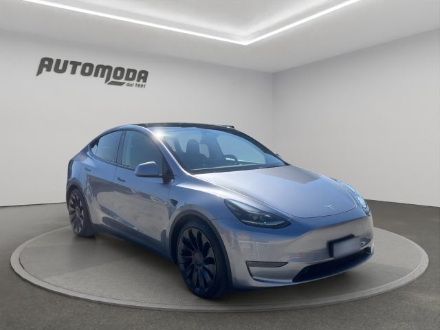 Tesla Model Y Performance Dual Motor 4WD - foto 4 di 4