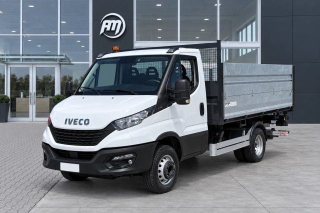 Iveco Daily ribaltabile trilaterale e sponda, del 2020, 40.036 km, in vendita a San Miniato (PI)