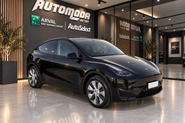 Tesla Model Y 50Kwd RWD KM0, del 2024, 9 km, in vendita a San Miniato (PI)