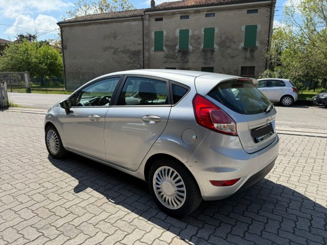 Ford Fiesta 1.2 60CV 5 porte OK NEOPATENTATO - foto 3 di 4