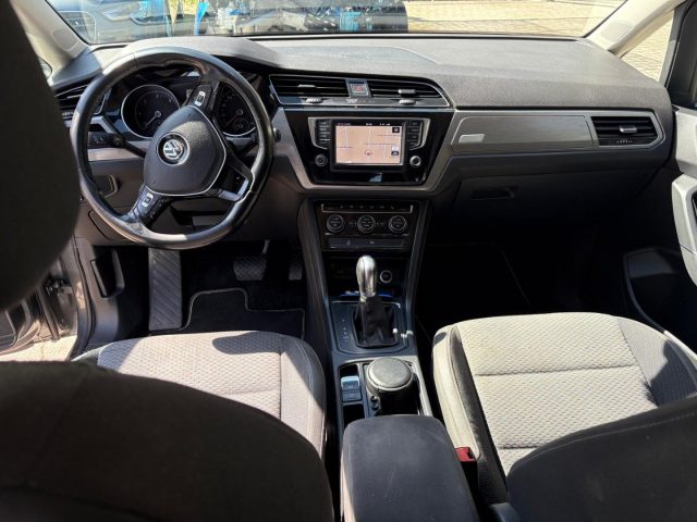 Volkswagen Touran 2.0 TDI 150 CV SCR DSG ExecutiIve 7 POSTI usato a GUASTALLA