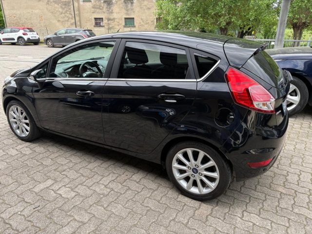 Ford Fiesta 1.5 TDCi 95CV 5 porte Titanium OK NEOPATENTATO usato a GUASTALLA