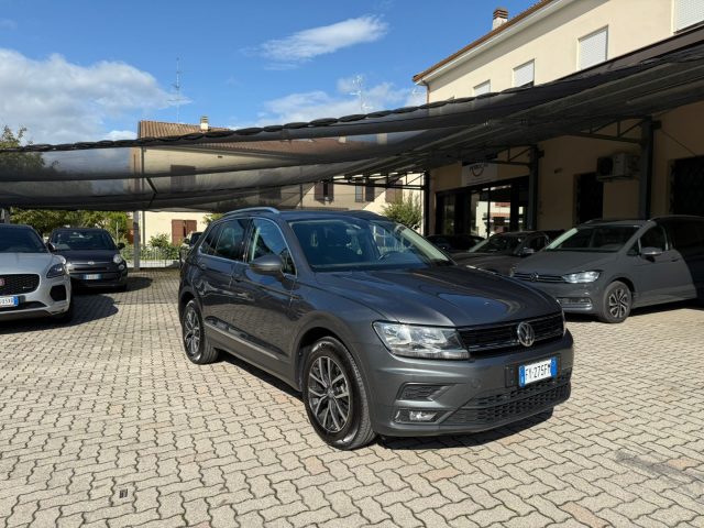 Volkswagen Tiguan 2.0 TDI SCR DSG Business BlueMotion Technology usato a GUASTALLA