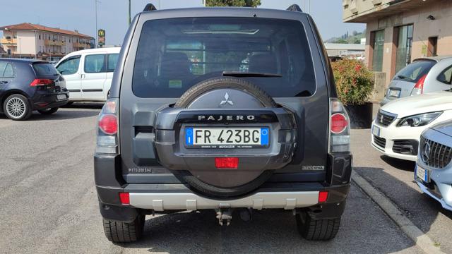 Mitsubishi Pajero 5 POSTI 3.2 DI-D 16V aut. 3p. Intense - foto 4 di 4