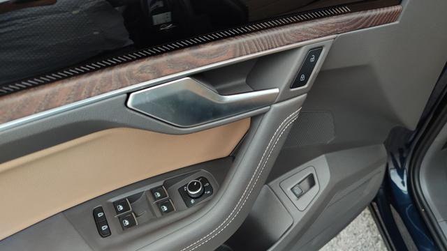 Volkswagen Touareg 3.0 V6 TDI Elegance *SENZA VINCOLO FINANZIAMENTO* usato a ROVATO
