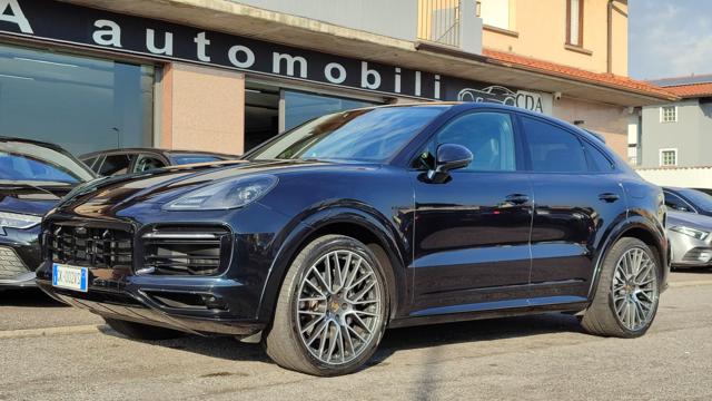 Porsche Cayenne Coupé 3.0 V6 E-Hybrid Platinum Edition, del 2022, 99.000 km, in vendita a Rovato (BS)