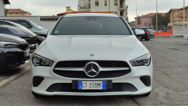 Mercedes-Benz CLA 200 Shooting Brake Sport *SENZA VINCOLO FINANZIAM. - foto 2 di 4