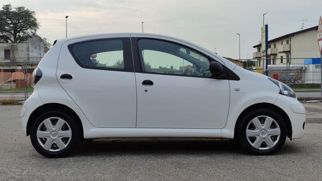 Toyota Aygo 1.0 12V VVT-i 5 porte - foto 4 di 4