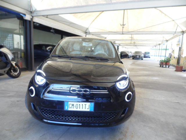 Fiat 500e La Prima 43kw usato a CUSAGO