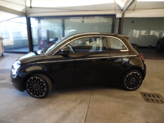 Fiat 500e La Prima 43kw - foto 3 di 4