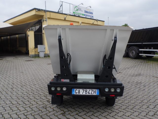 Piaggio Porter RACCOLTA RIFIUTI CASSONE RIBALT usato a CUSAGO