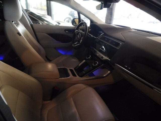 Jaguar I-Pace EV 90 kWh 400 CV Auto AWD HSE, del 2019, 140.000 km, in vendita a Cusago (MI)