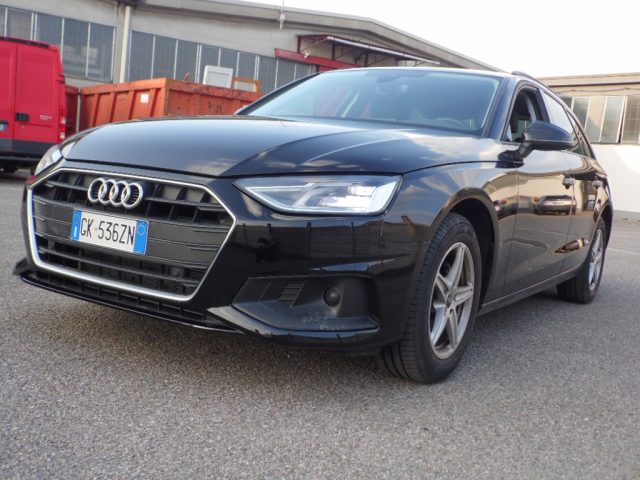 Audi A4 Avant 30 TDI/136 CV S tronic Business KM 10000!! - foto 2 di 4