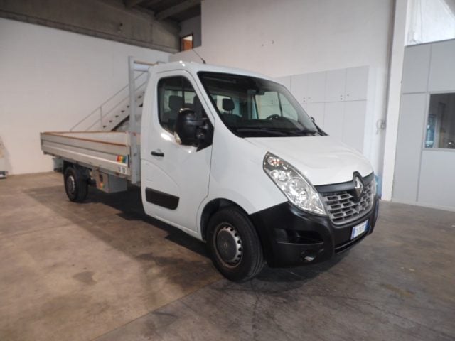 Renault Master T35 2.3 dCi 145 PL-TN Pianale Cabinato Energy Ice - foto 3 di 4