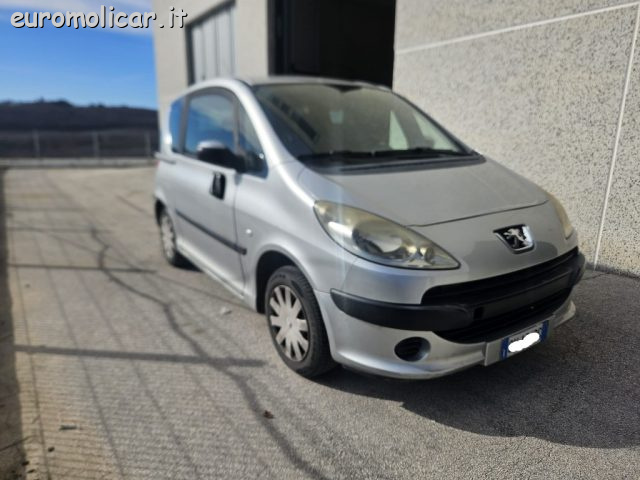 Peugeot 1007 1.4 HDi Happy 70cv, del 2005, 210.000 km, in vendita a Campodipietra (CB)
