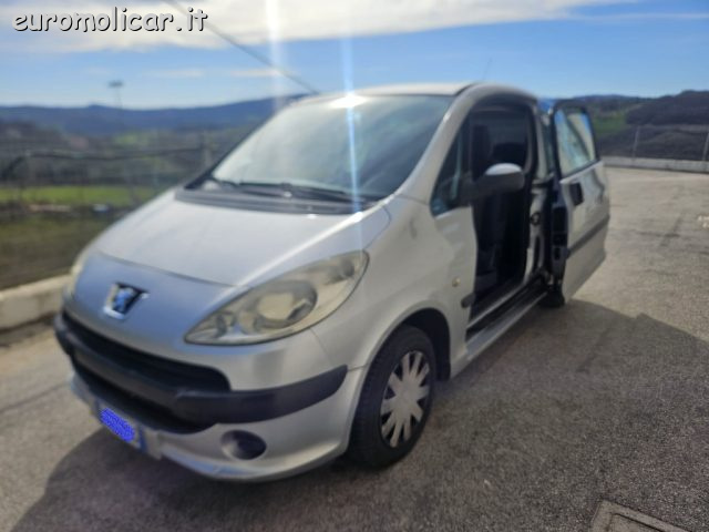 Peugeot 1007 1.4 HDi Happy 70cv - foto 4 di 4