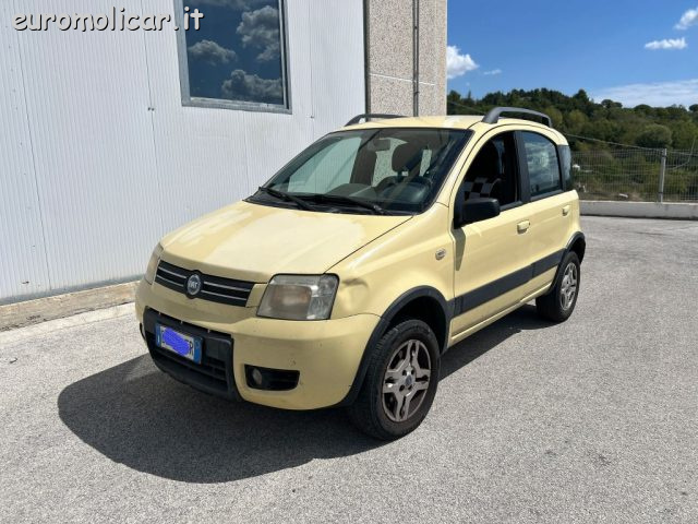 Fiat Panda 1.3 MJT 4x4 Climbing - foto 3 di 3