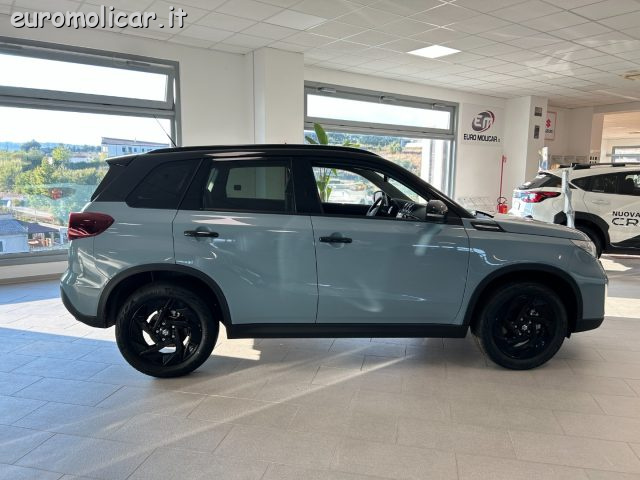 Suzuki Vitara 4x4 KURO Limited Edition - foto 2 di 4