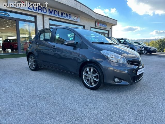 Toyota Yaris 1.4 TDI 5 porte Style - foto 2 di 4
