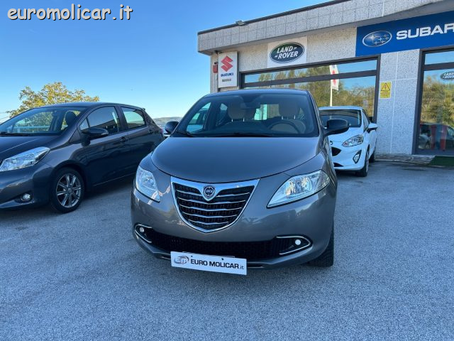 Lancia Ypsilon 0.9 TwinAir 85 CV Gold Metano - foto 3 di 4