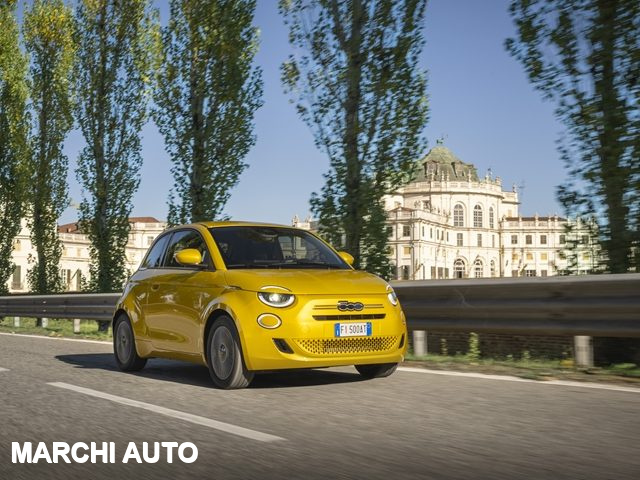 Fiat 500 Berlina Hybrid Torino nuovo a BASTIA UMBRA