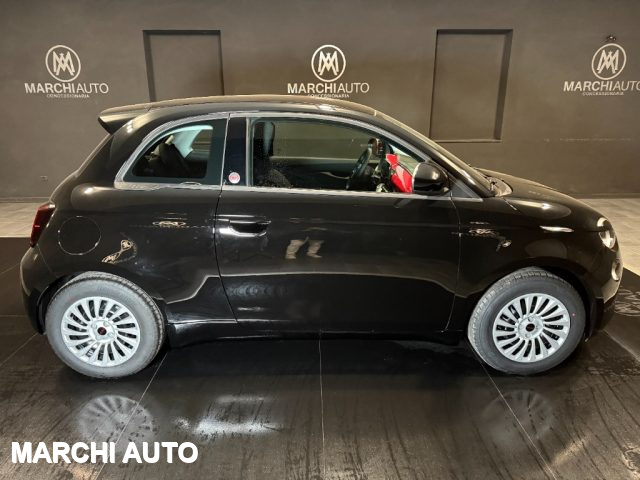 Fiat 500e Berlina 42 kWh Red - foto 4 di 4