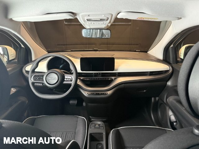 Fiat 500e Berlina 23,65 kWh, del 2024, 2.000 km, in vendita a Bastia Umbra (PG)