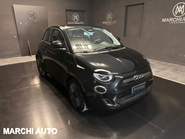 Fiat 500e Berlina 42 kWh - foto 3 di 4