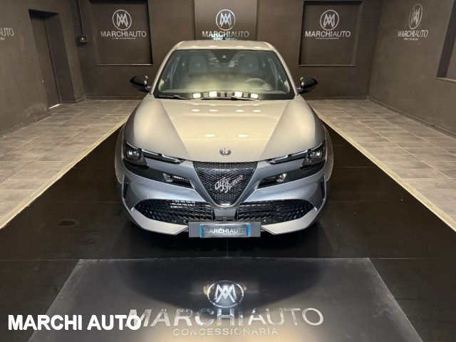 Alfa Romeo Junior 1.2 145 CV Hybrid eDCT6 - foto 2 di 4