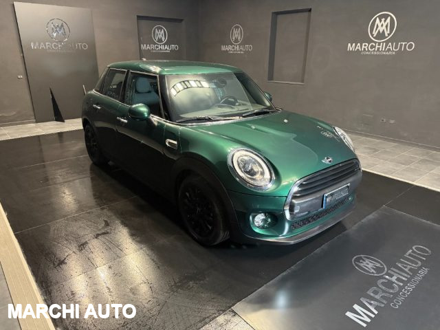 MINI Cooper D 1.5 Business XL 5 porte - foto 3 di 4
