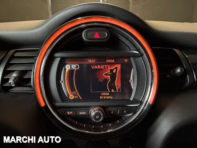 MINI Cooper D 1.5 Business XL 5 porte usato a BASTIA UMBRA