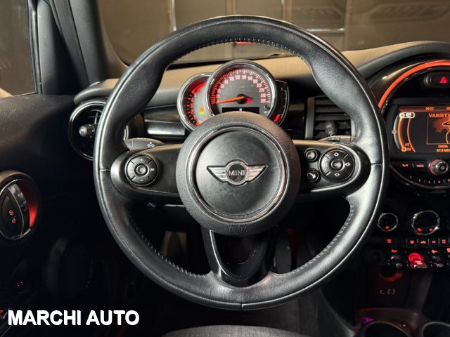 MINI Cooper D 1.5 Business XL 5 porte usato a BASTIA UMBRA