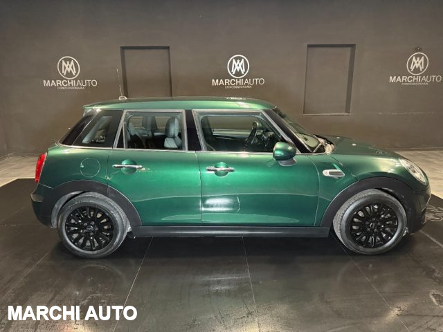 MINI Cooper D 1.5 Business XL 5 porte - foto 4 di 4