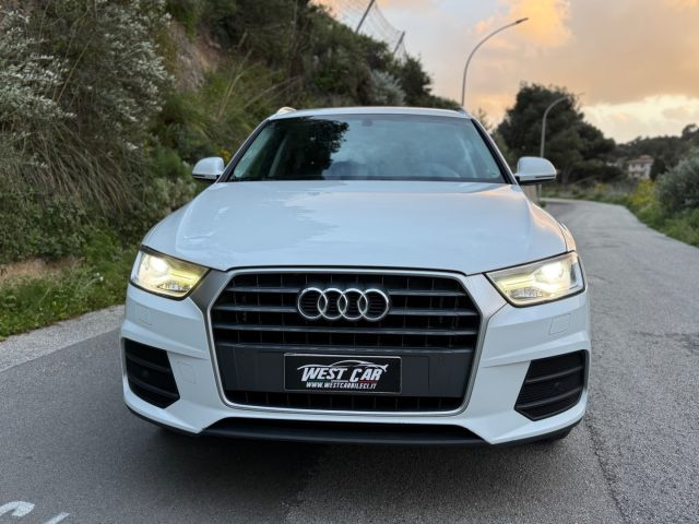 Audi Q3 2.0 TDI 150 CV Business - foto 3 di 4