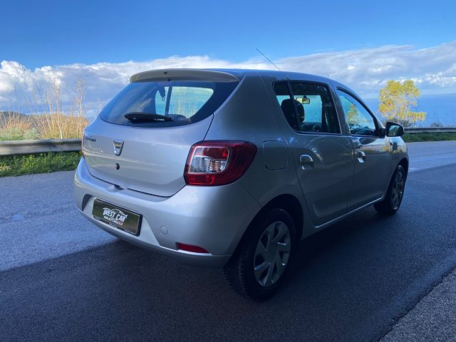 Dacia Sandero 1.5 dCi 8V 75CV Lauréate NEOPATENTATI - foto 4 di 4