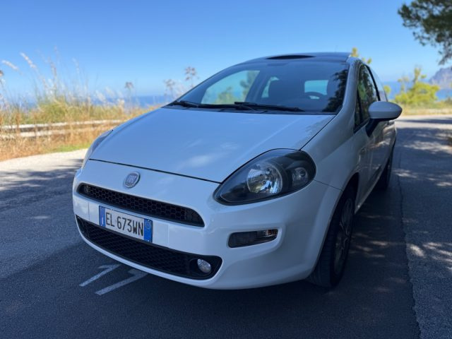 Fiat Punto Evo 1.4 3 porte Blue&Me EasyPower - foto 2 di 4