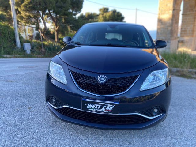 Lancia Ypsilon 1.2 69 CV 5 porte Opening Edition - foto 3 di 4