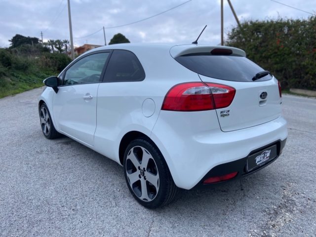 Kia Rio 1.4 CRDi 3p. Cool GUIDABILE DAI NEOPATENTATI - foto 4 di 4