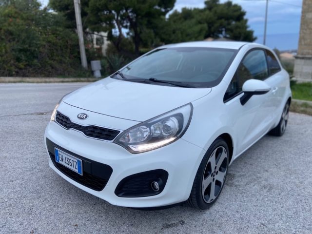 Kia Rio 1.4 CRDi 3p. Cool GUIDABILE DAI NEOPATENTATI - foto 2 di 4