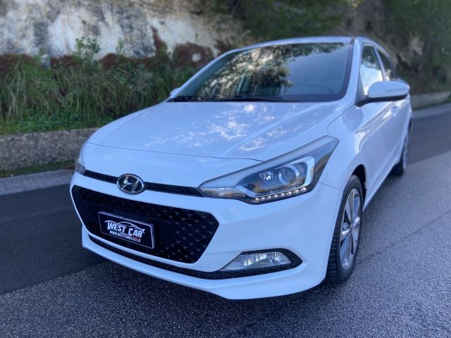 Hyundai i20 1.1 CRDi 12V 5 porte Comfort NEOPATENTATI - foto 3 di 4