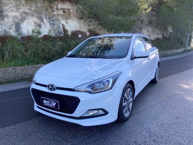 Hyundai i20 1.1 CRDi 12V 5 porte Comfort NEOPATENTATI usato a VALDERICE