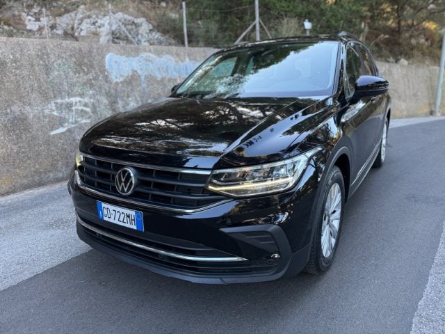 Volkswagen Tiguan 2.0 TDI 150 CV SCR DSG Life - foto 2 di 4