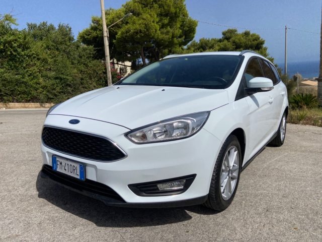 Ford Focus 1.5 TDCi 120 CV Start&Stop SW Navigatore - foto 2 di 4