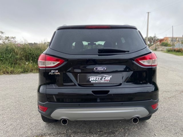 Ford Kuga 2.0 TDCI 120 CV S&S 2WD Titanium - foto 4 di 4