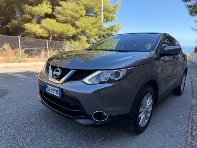 Nissan Qashqai 1.5 dCi Business - foto 2 di 24
